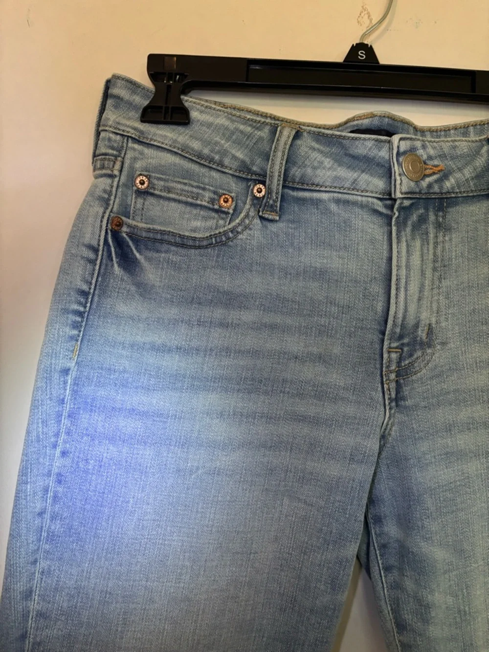 Classic Light Blue Straight-Leg Women's Jeans